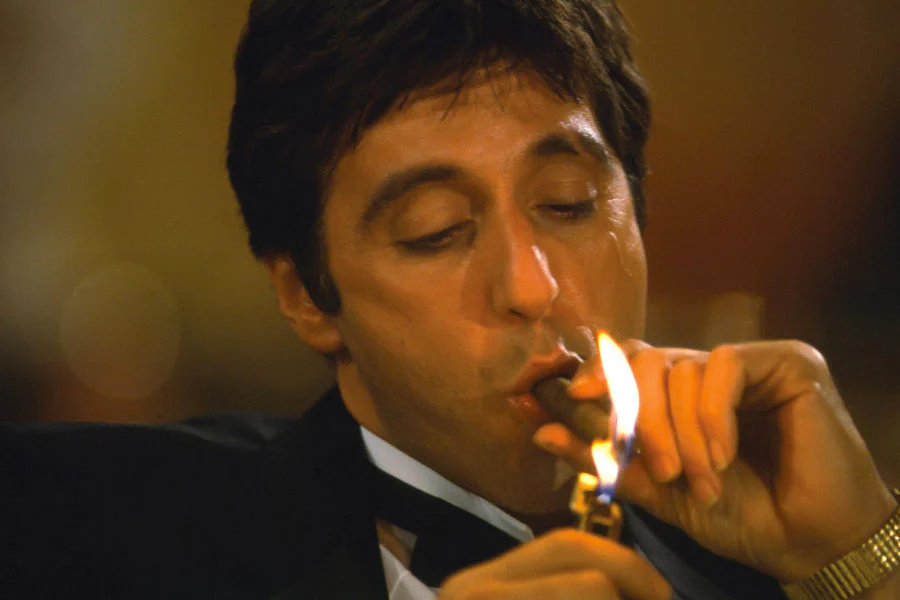 Al_Pacino_Smoking_a_Cigar._EGM_Cigars_2048x2048